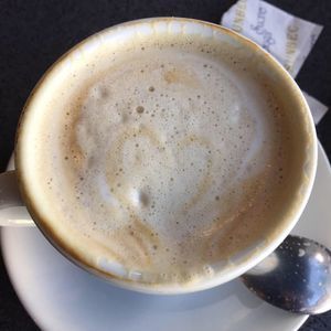 Meet your Posher, Caro